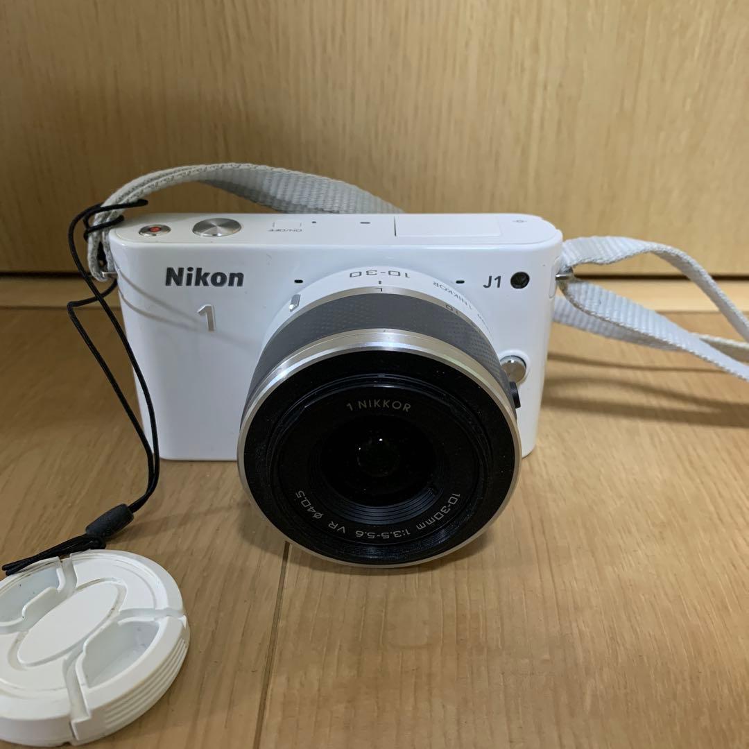 Nikon 1 J1 ホワイト ミラーレスカメラ