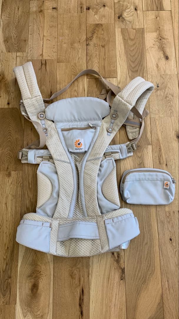 エルゴベビーOMNI Breeze (オムニブリーズ) サンドベージュ抱っこ紐