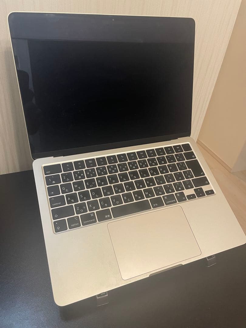 MacBook Airスターライト メモリ8GB ストレージ256GB