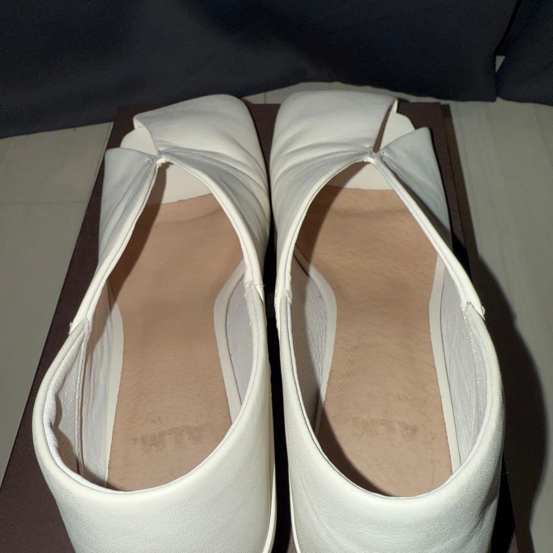 ALM. ERIN LEATHER PUMPS （White）