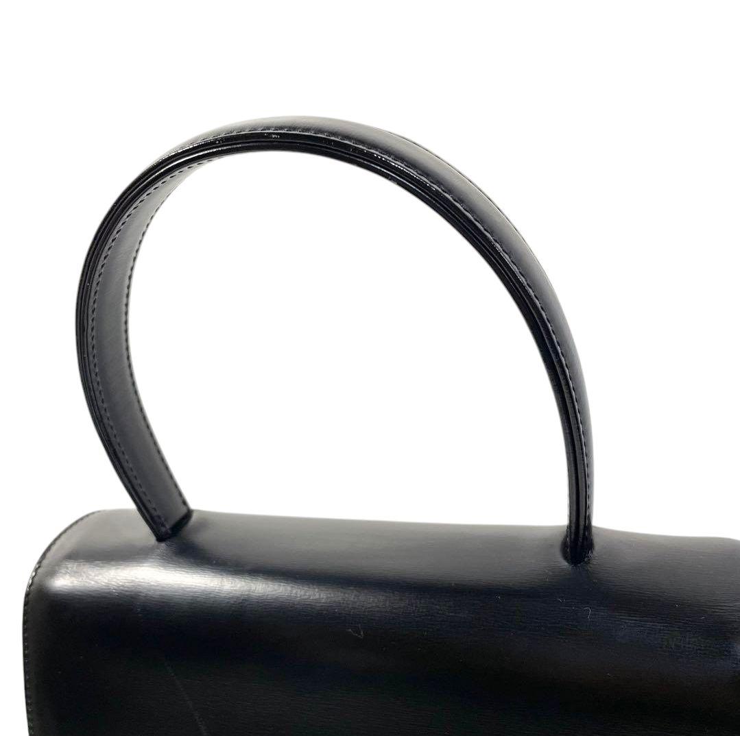 正規品 ジバンシー ハンドバッグ ゴールド金具 フォーマル 鞄 黒 ブラック 革