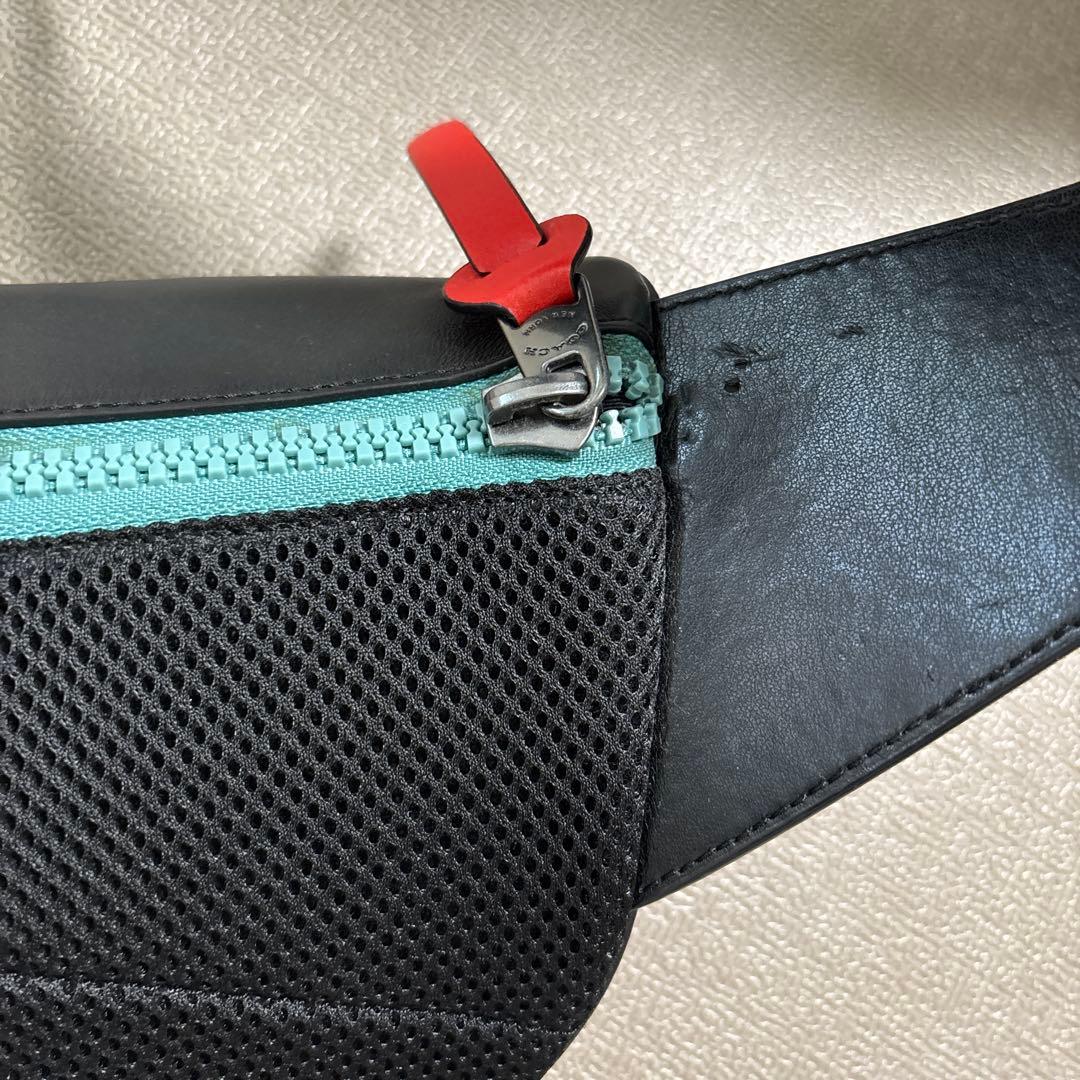 Coach ボディバッグ・ショルダーバッグ