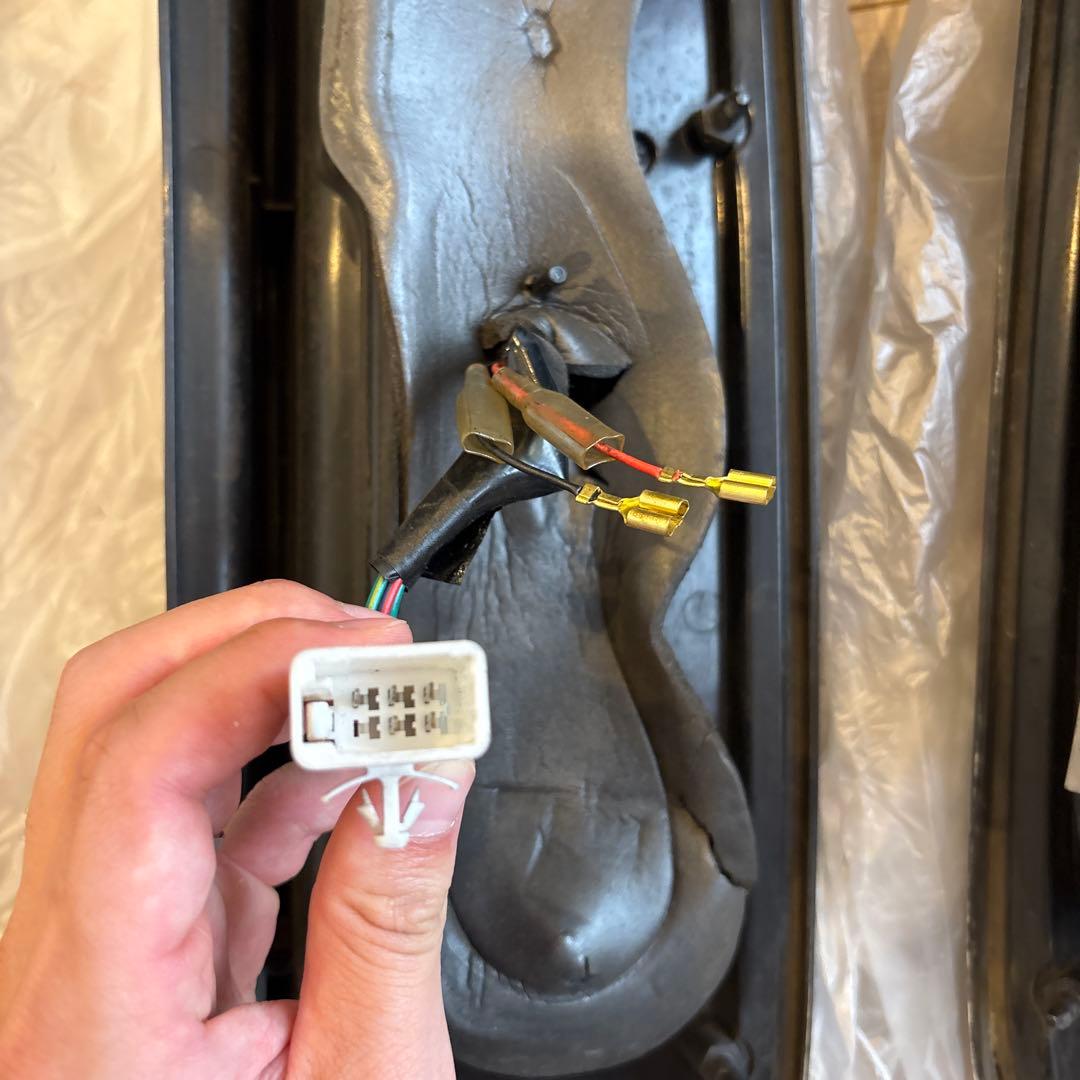 えじるテールランプ 2個セット ハイエース 200系