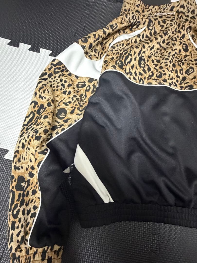 アベイジングエイプ　A BATHING APE ジャケット　極美品