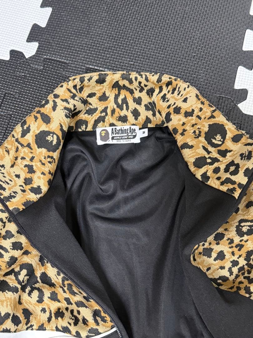 アベイジングエイプ　A BATHING APE ジャケット　極美品