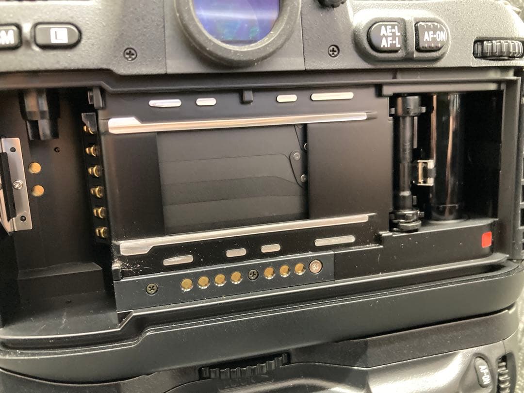 Nikon F100 一眼レフ フィルムカメラ 動作確認済 Fマウント