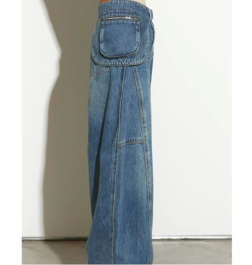 ANDREA&CO.　ポケットベルトデニムパンツ　新品タグ付き　ポケットベルト付