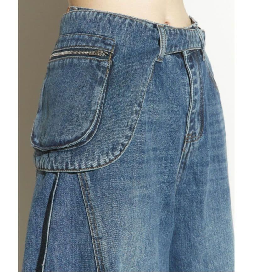 ANDREA&CO.　ポケットベルトデニムパンツ　新品タグ付き　ポケットベルト付