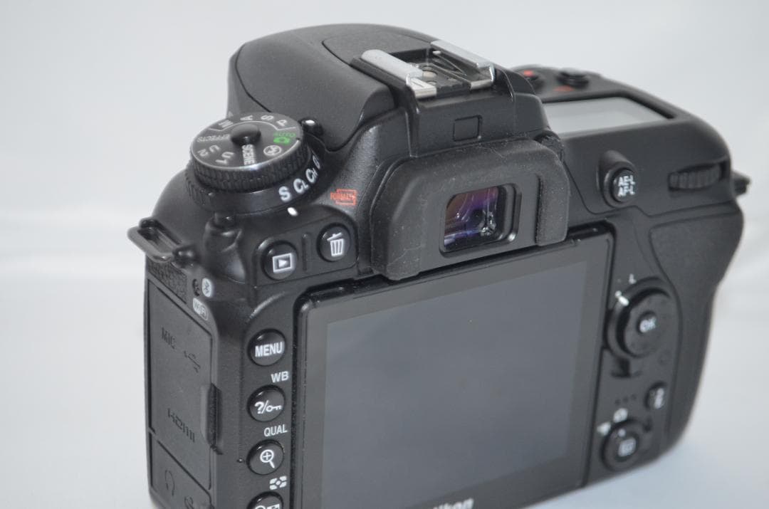 美品 ニコン Nikon D7500☆Wi-Fi搭載＆高速性能☆ダブルレンズ！