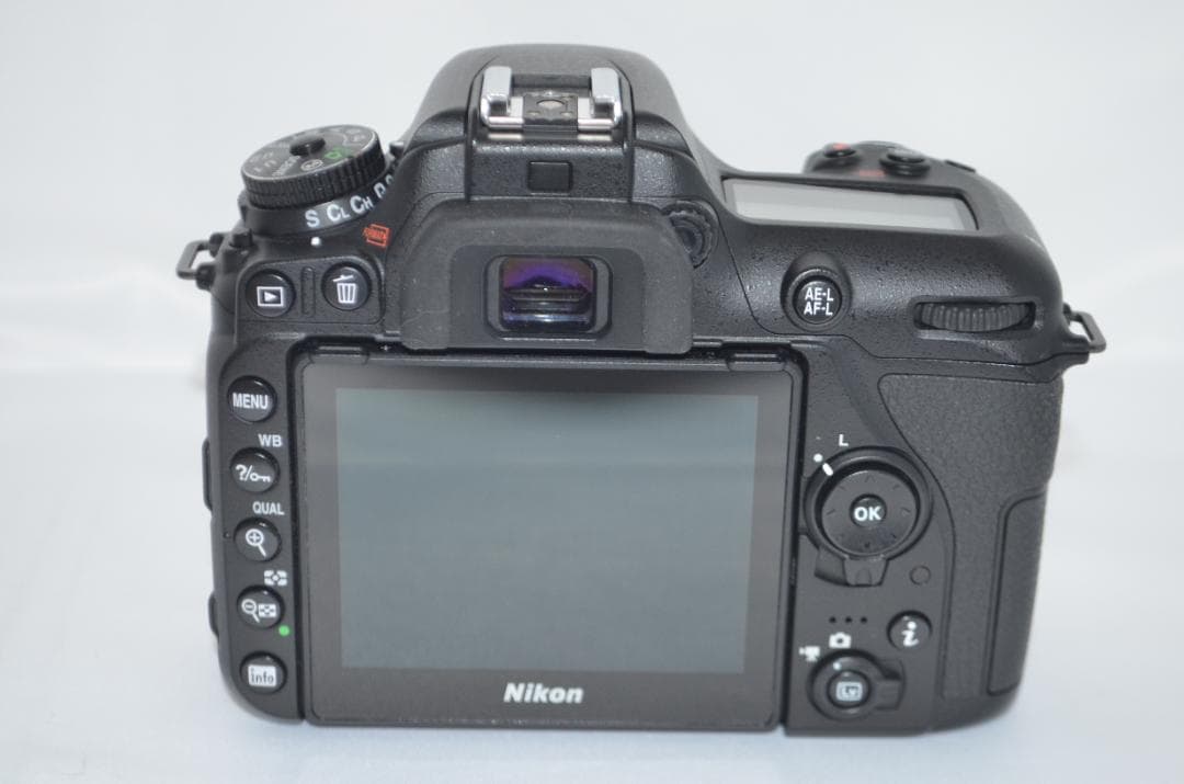 美品 ニコン Nikon D7500☆Wi-Fi搭載＆高速性能☆ダブルレンズ！