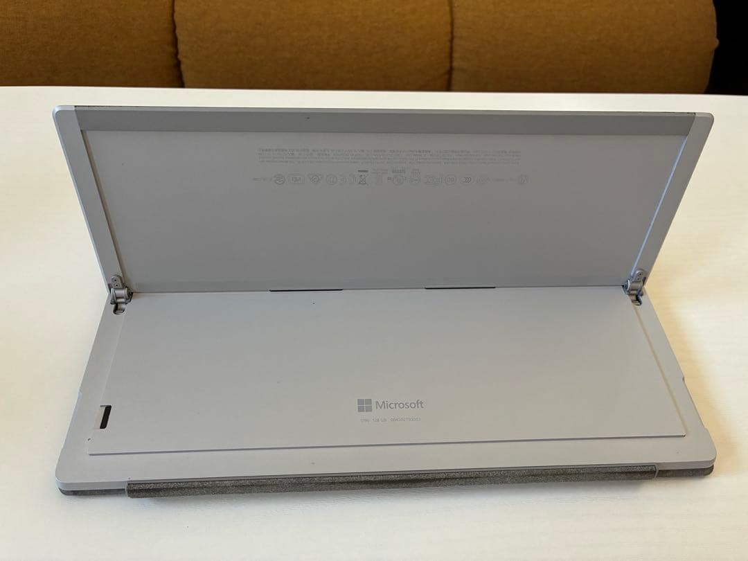 Microsoft Surface Pro6 128GB シルバー