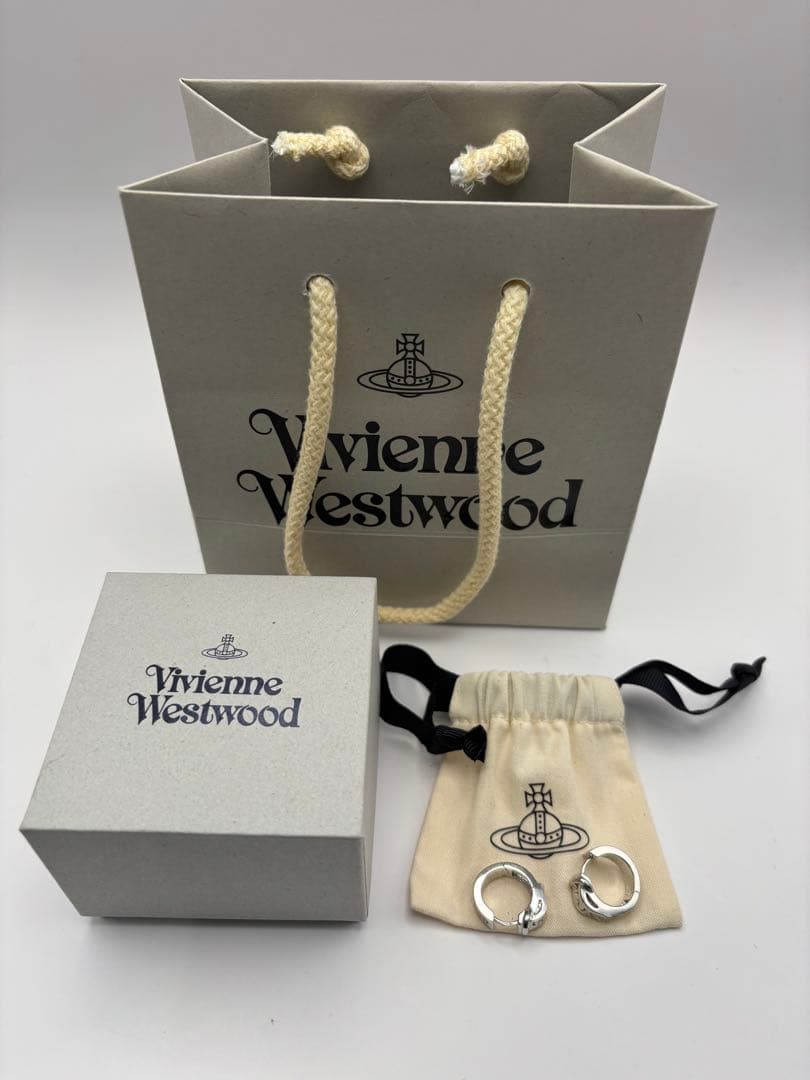 【新品】Vivienne Westwood シルバー フープピアス