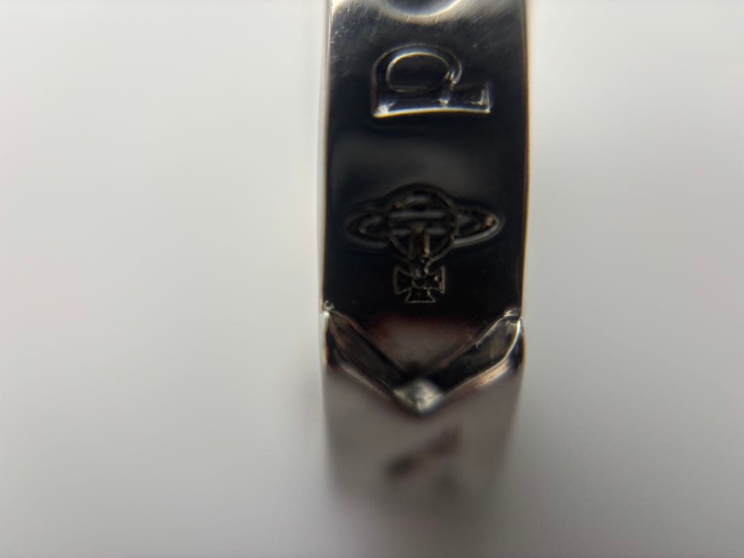 【新品】Vivienne Westwood シルバー フープピアス