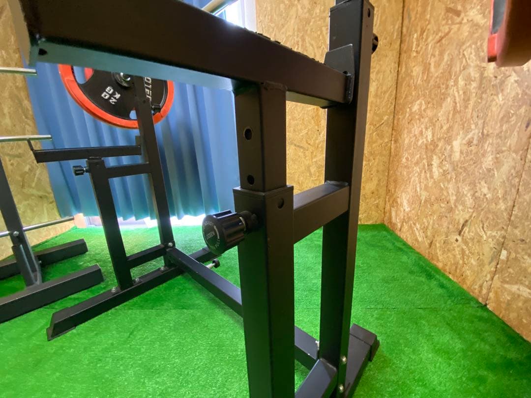 郵送不可　⚠️引越しの為格安で❗️早い者勝ち❗️ベンチプレス　ウェイト総重量90kg