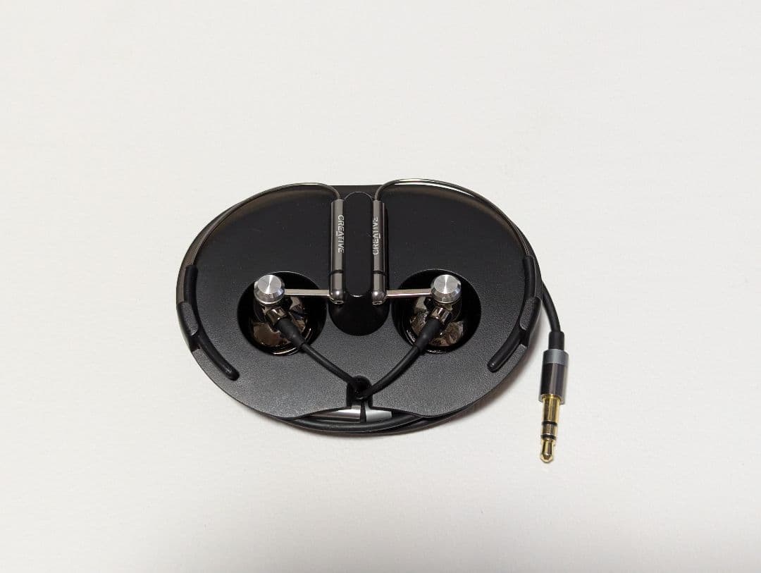 Creative Aurvana Air 有線イヤホン