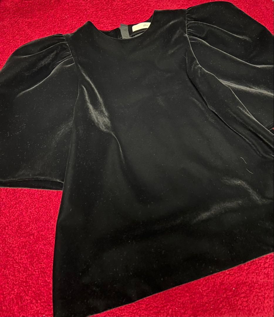 早い者勝ち Heve ヘイヴ パフスリーブ トップス 新品未使用 タグ付き