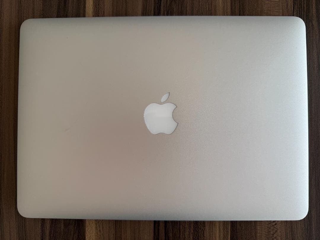 Apple（アップル）MacBook Air 13inch