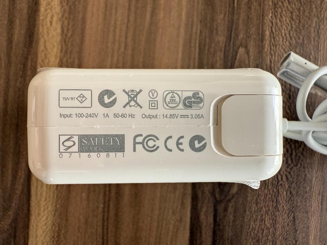 Apple（アップル）MacBook Air 13inch