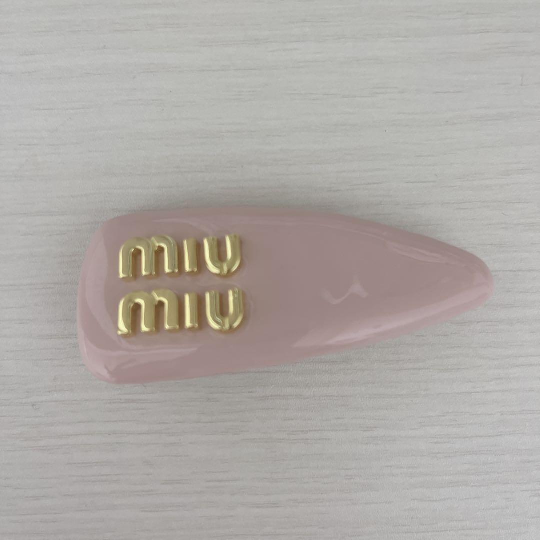 MIU MIU ピンク ヘアピン ヘアクリップ 正規品