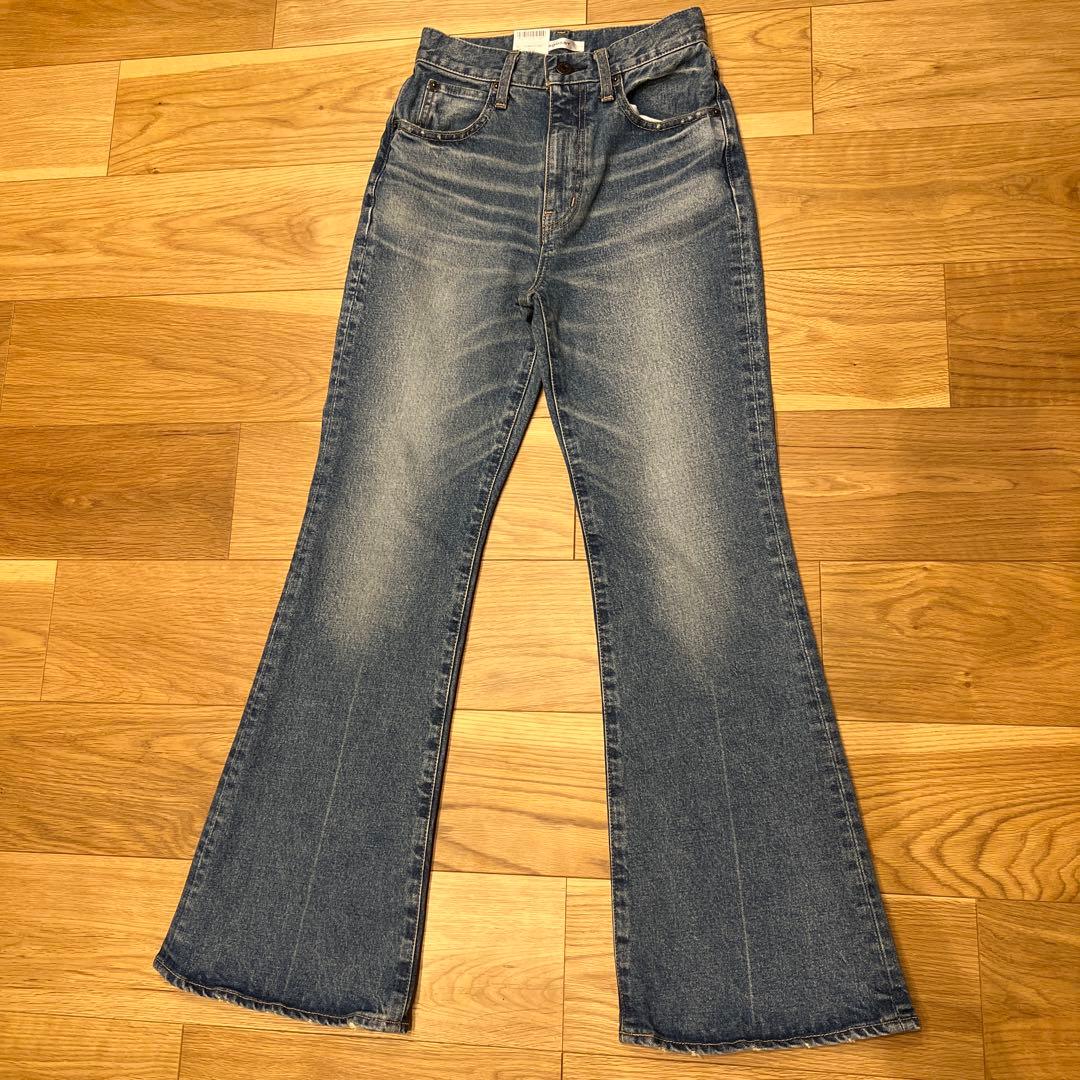 【新品・未使用品】MOUSSY MVS FLARE 25