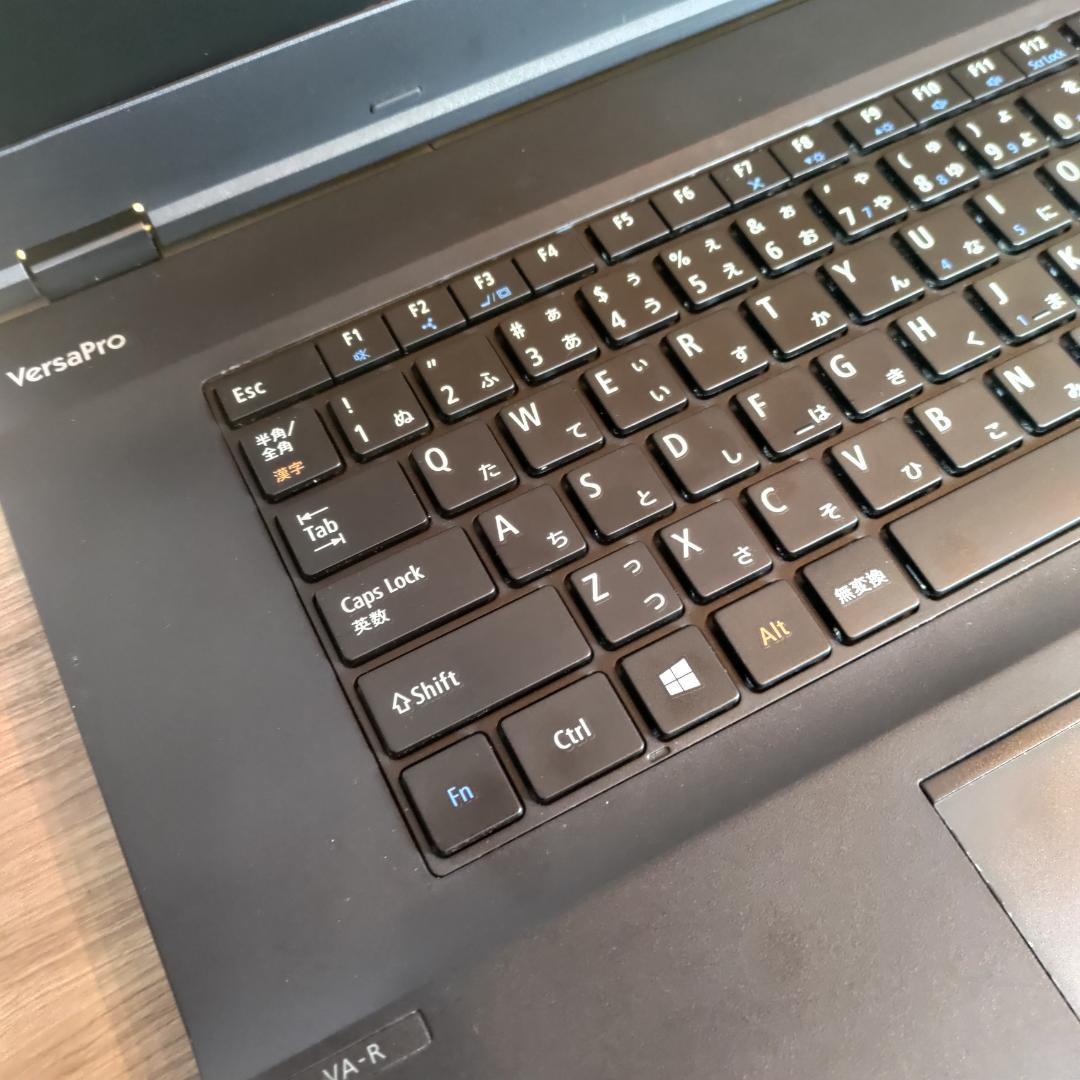 新品SSD256GBメモリ8GB DVD オフィス付きのWindows11