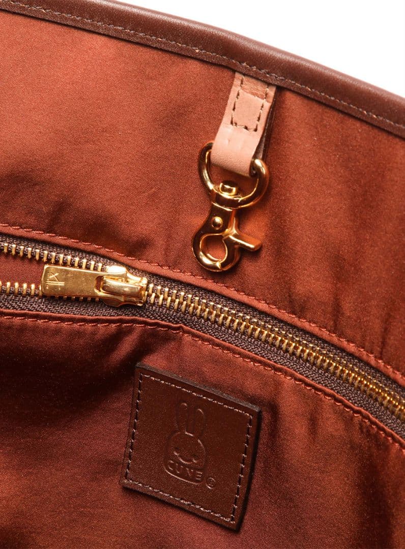 CUNE　キューン　花グラムVトートバッグ　レザートート　未使用品　日本製