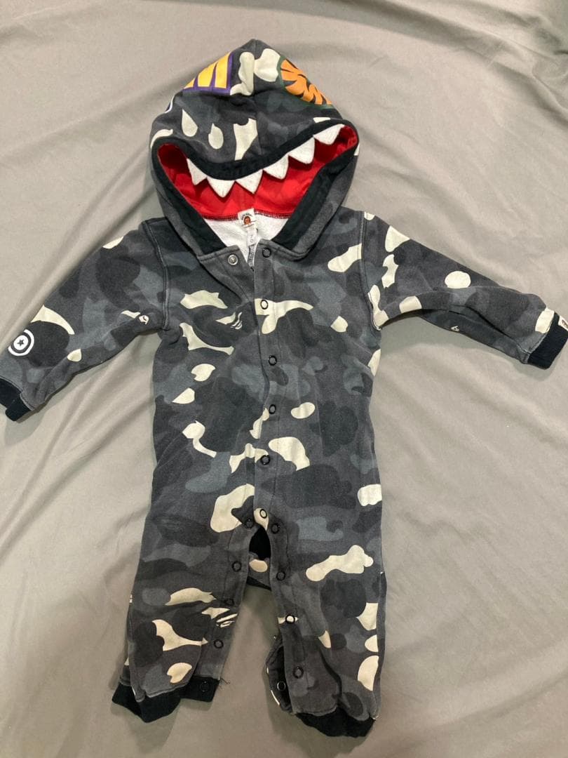 BAPE KIDS ロンパース シャーク 厚手 サイズ70