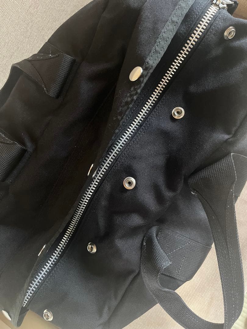 COMME des GARCOWNS コムデギャルソン　ボストンバック