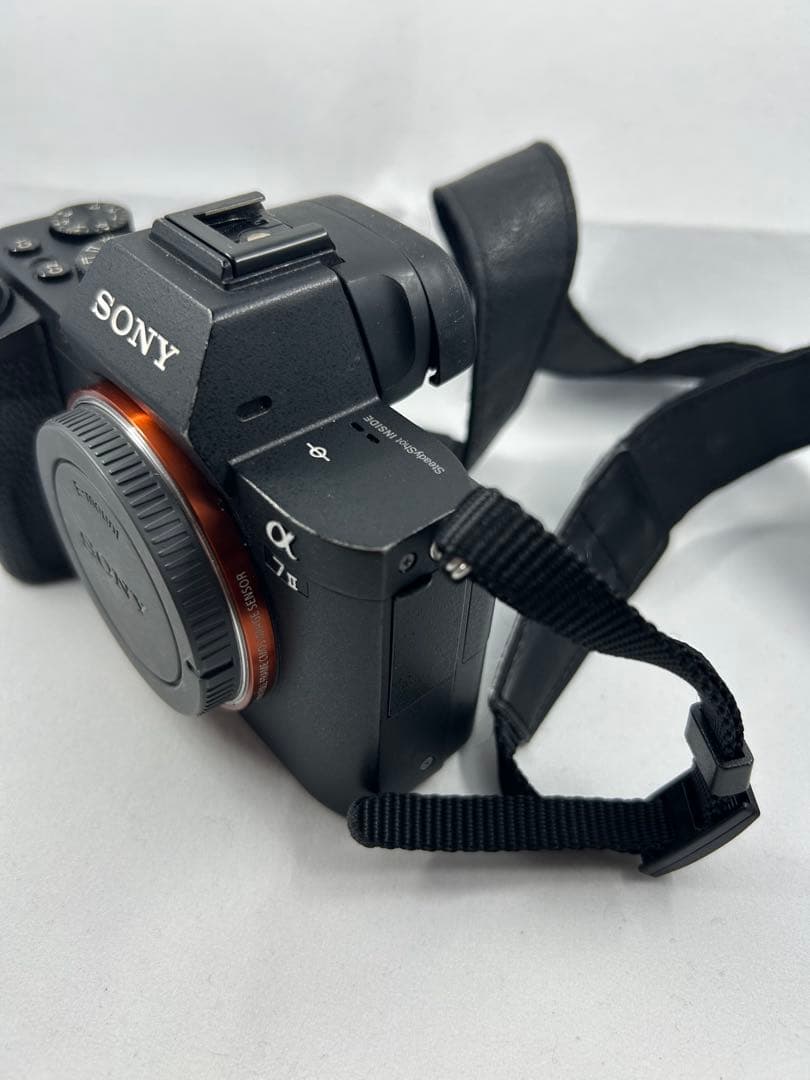 SONY α7 II ミラーレス一眼カメラ 本体とバッテリー2個とチャージャー