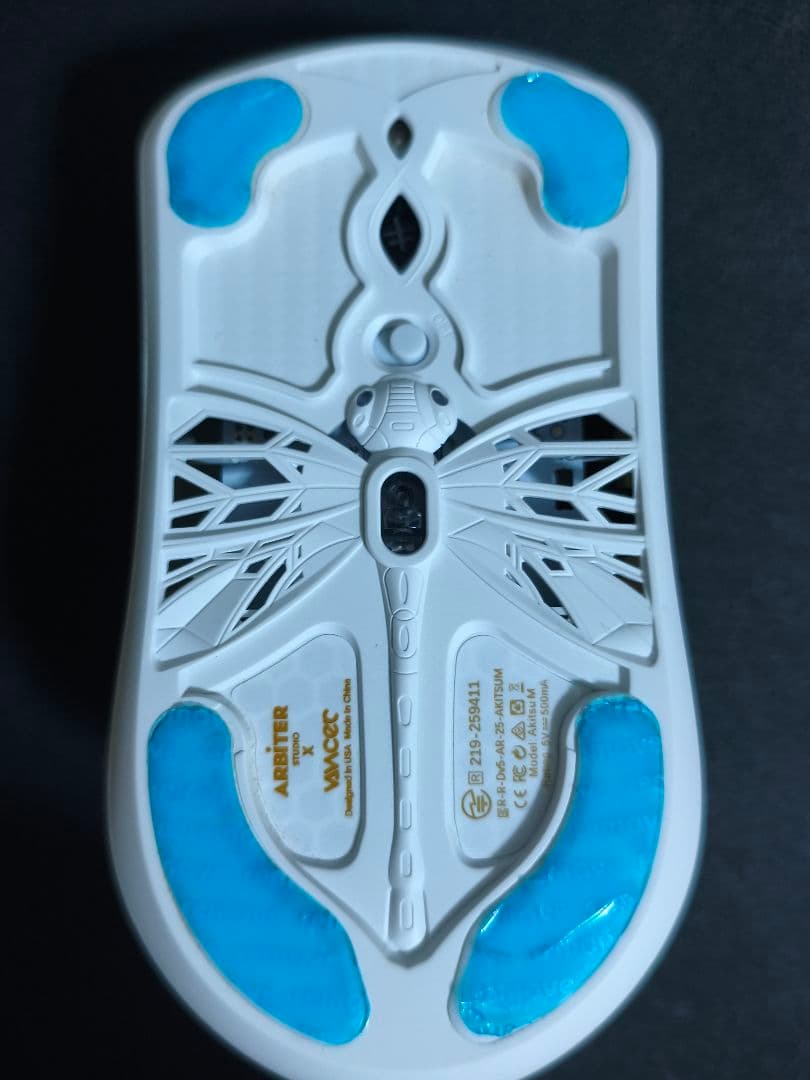 値下げArbiter Studio AKITSU MEDIUM ホワイト