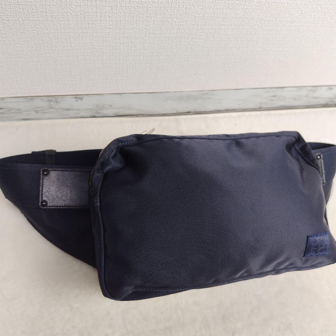✨激レア美品✨PORTER リフト　ウエストバッグ　ボディーバック2層式ネイビー