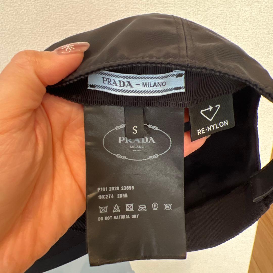 【美品】PRADA Re-Nylon ロゴキャップ