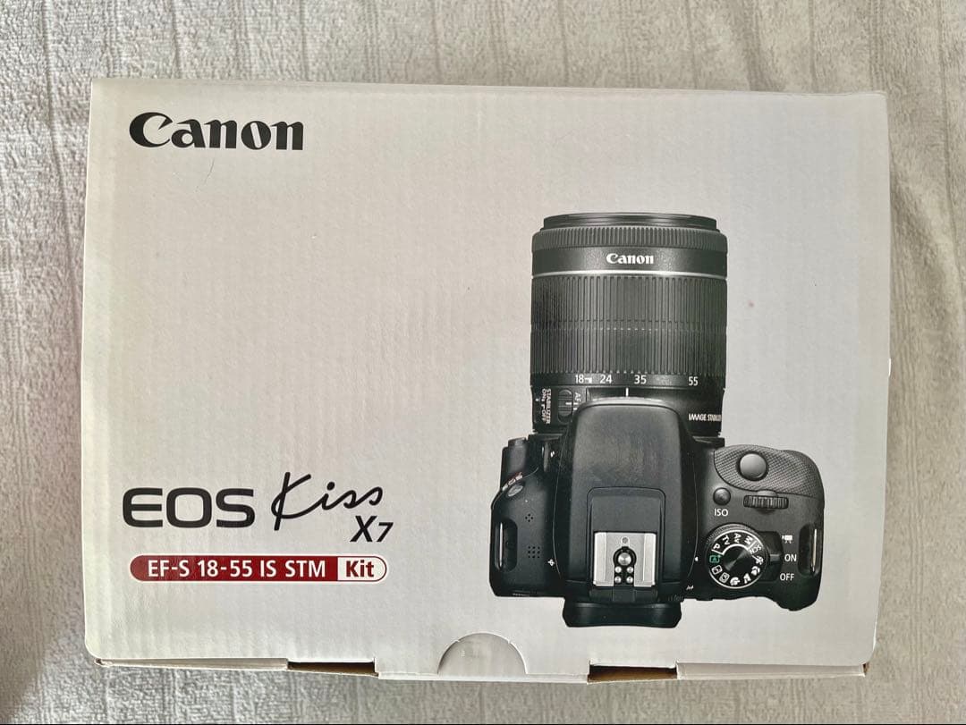 ほぼ未使用CanonキヤノンEOS Kiss X7元箱、取説付