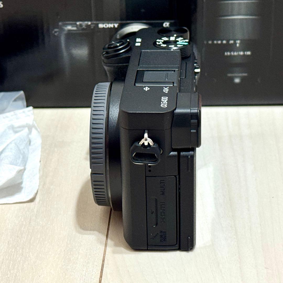 未使用に近い　SONY α6400 ILCE-6400 ボディ