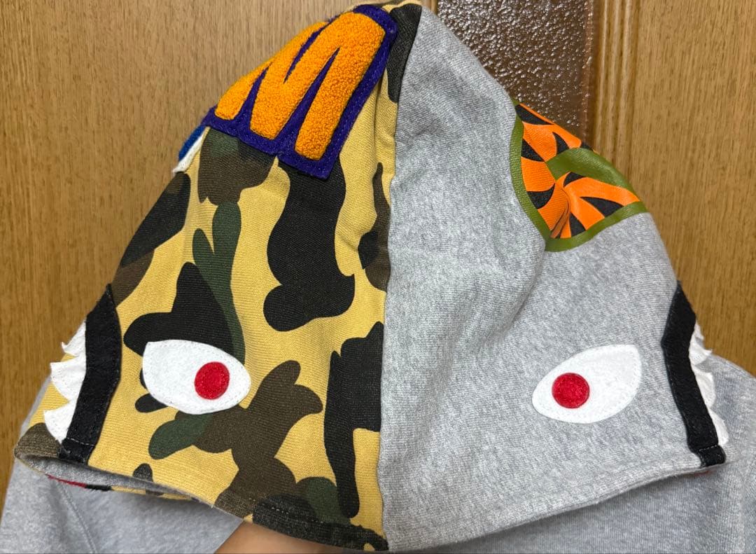 A Bathing Ape グレー パーカー Mサイズ