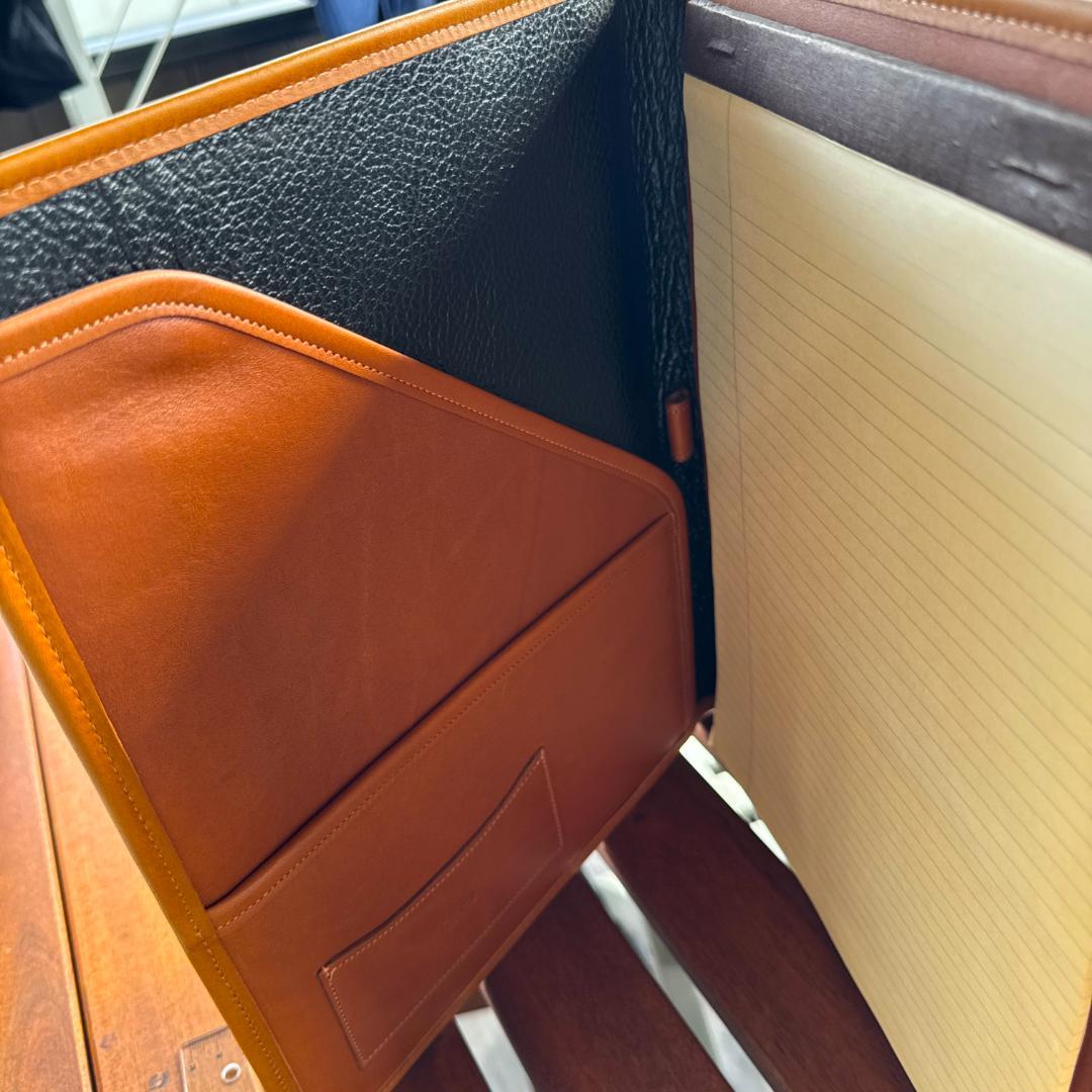 g*y様 新品未使用、自宅保管COACH A4版　レザー ノートパッドブラウン