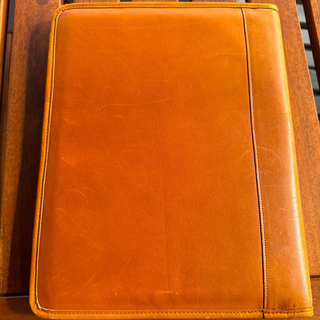 g*y様 新品未使用、自宅保管COACH A4版　レザー ノートパッドブラウン