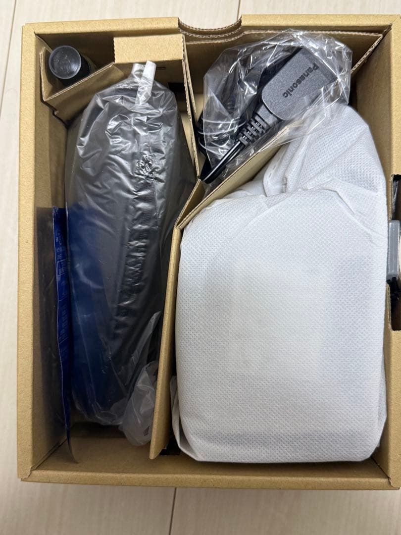 【新品未使用】Panasonic ラムダッシュ 5枚刃 ES-LV9U