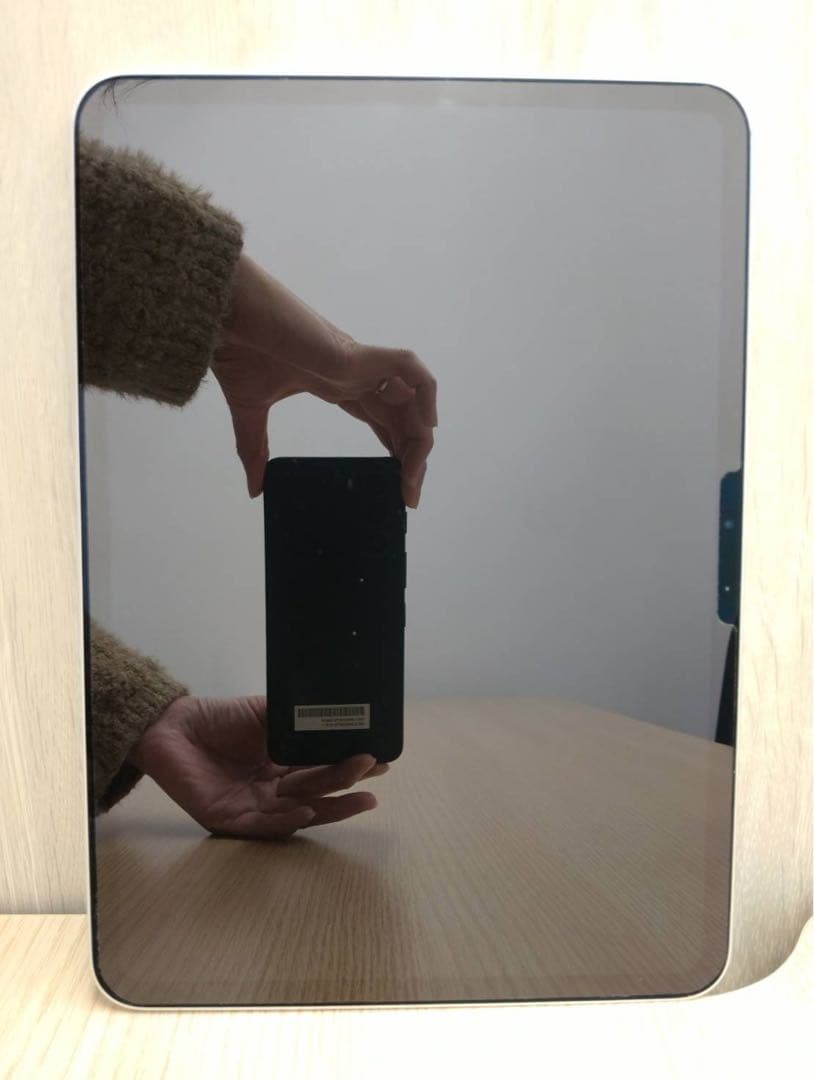 【アユ】iPad Pro11インチM4 256GB バッテリー100%