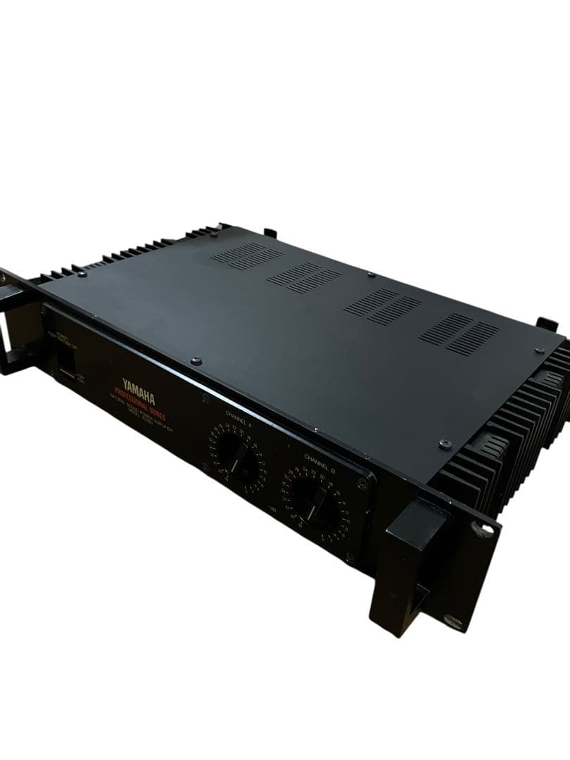 ステレオ パワーアンプ YAMAHA P2050 PROFESSIONAL