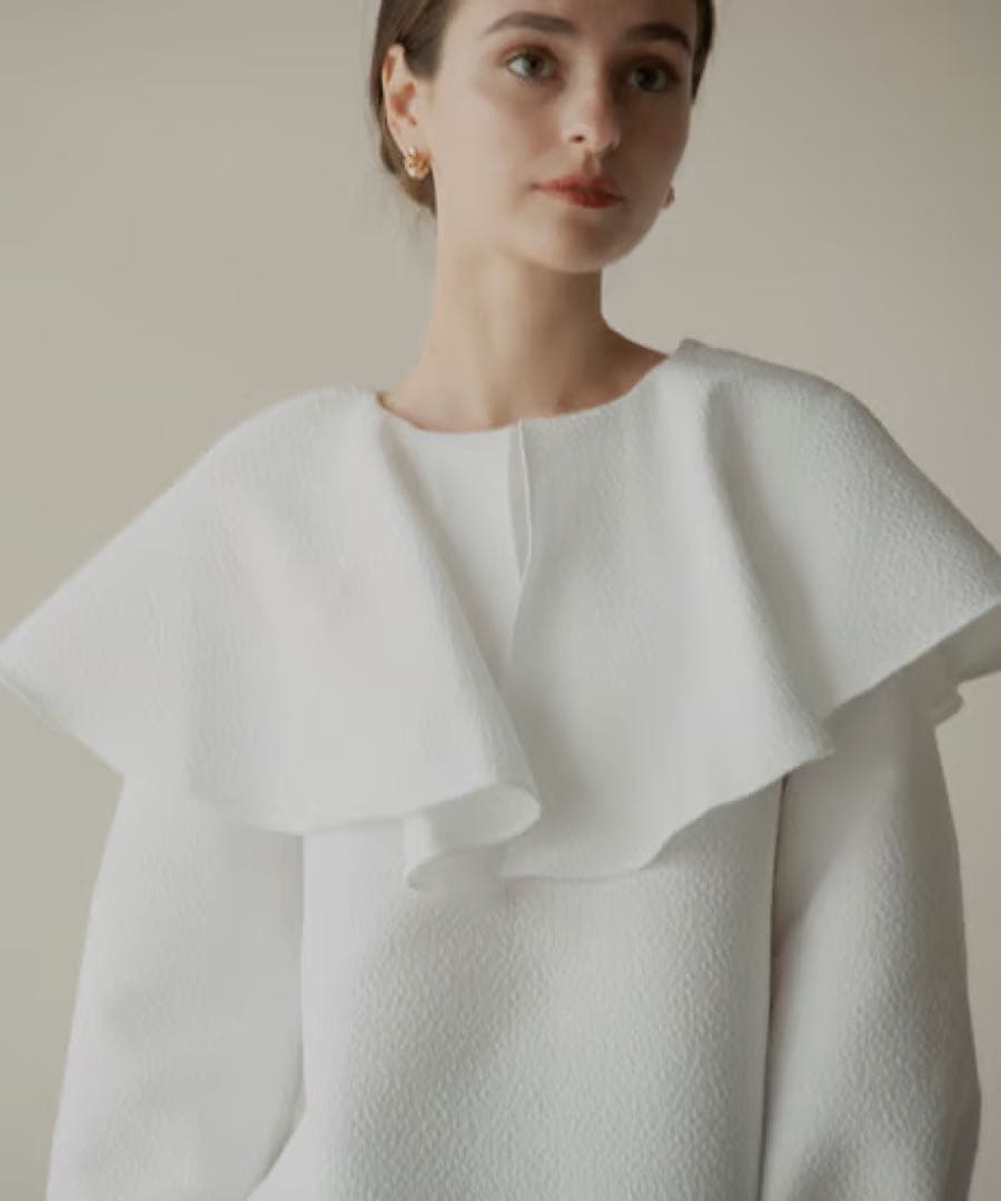 新品 OHGA フリル ブラウス ホワイト