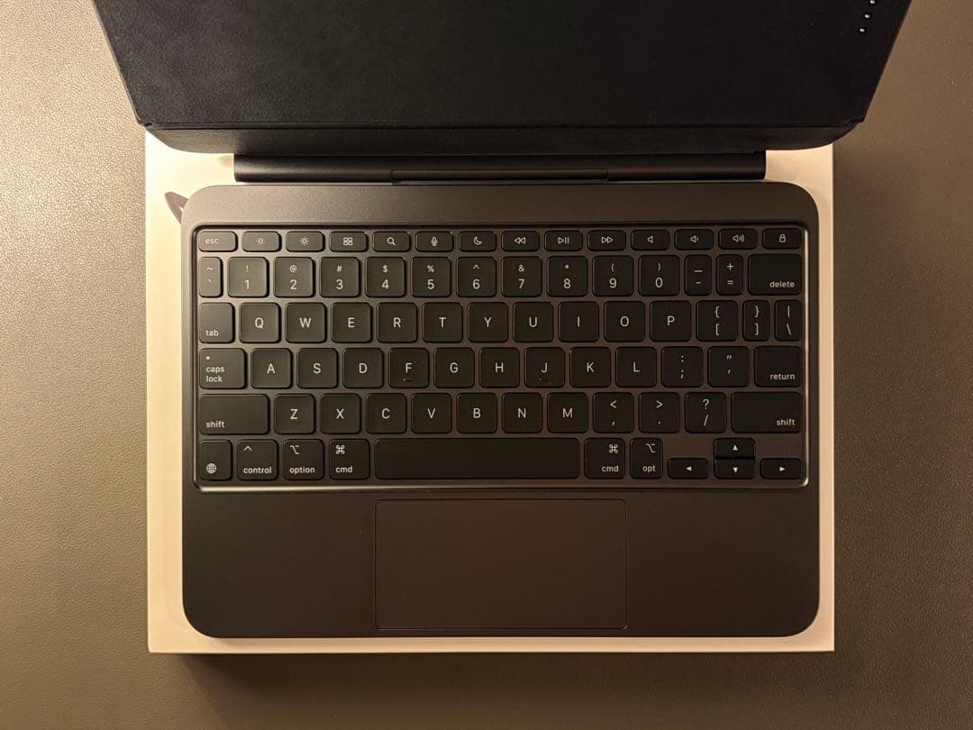 11インチiPad Pro （M5）用Magic Keyboard英語　ブラック