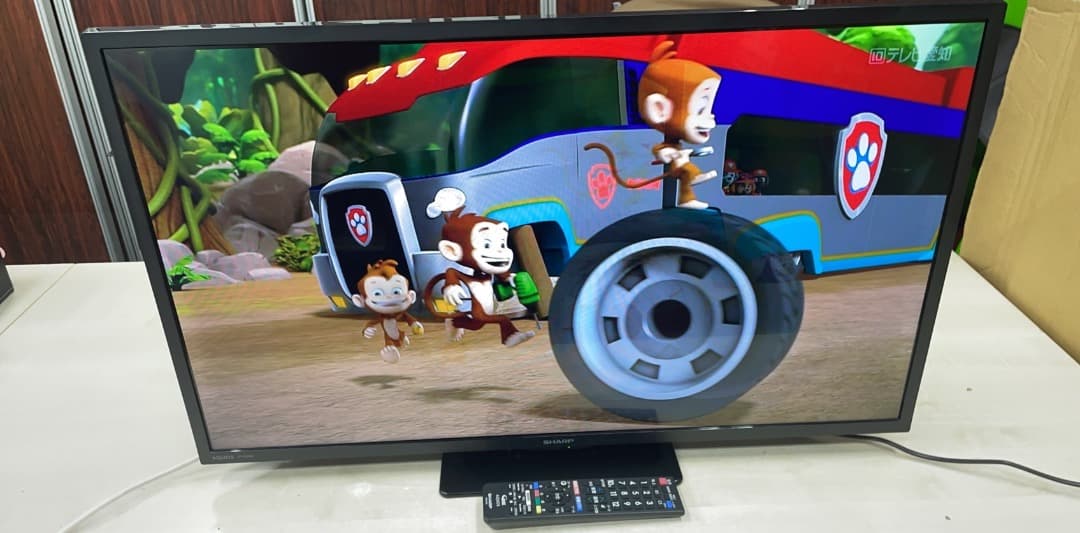 ★中古美品！SHARP 32型液晶テレビ 2023年製 2T-C32DE