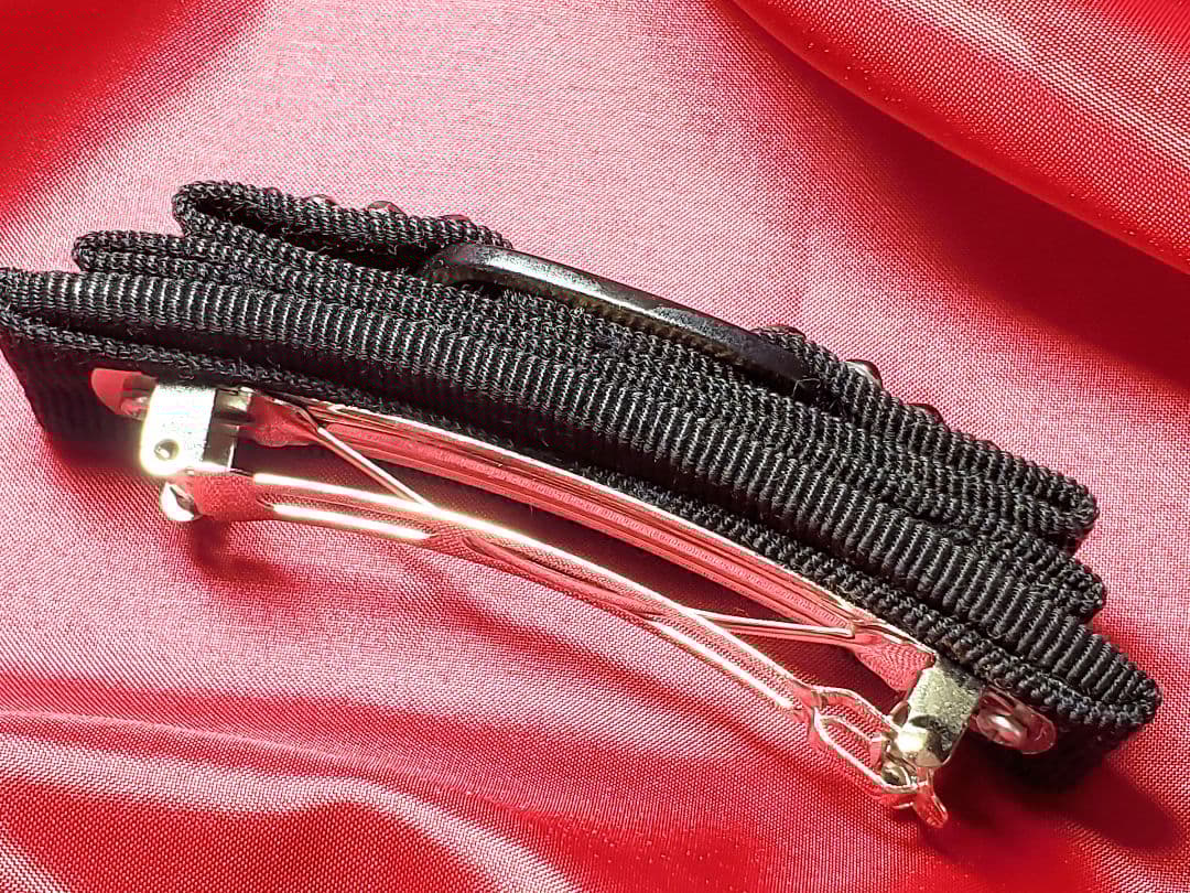 【美品】Salvatore Ferragamo バレッタ　黒　ビジュー