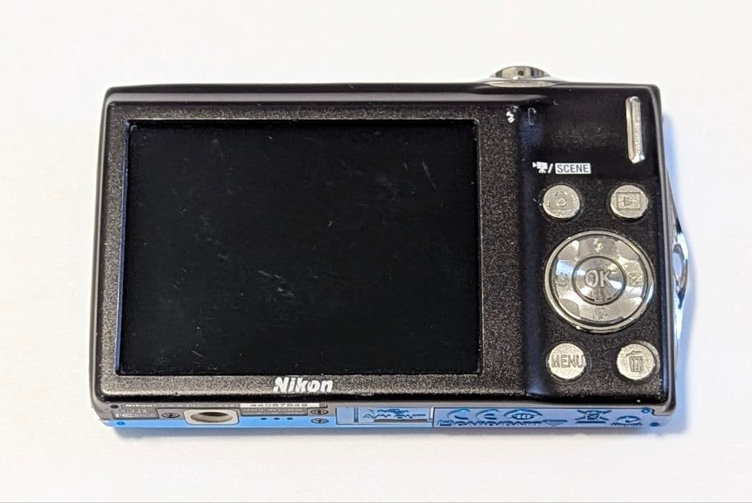 Nikon COOLPIX S3000 デジタルカメラ SDカードリーダー付