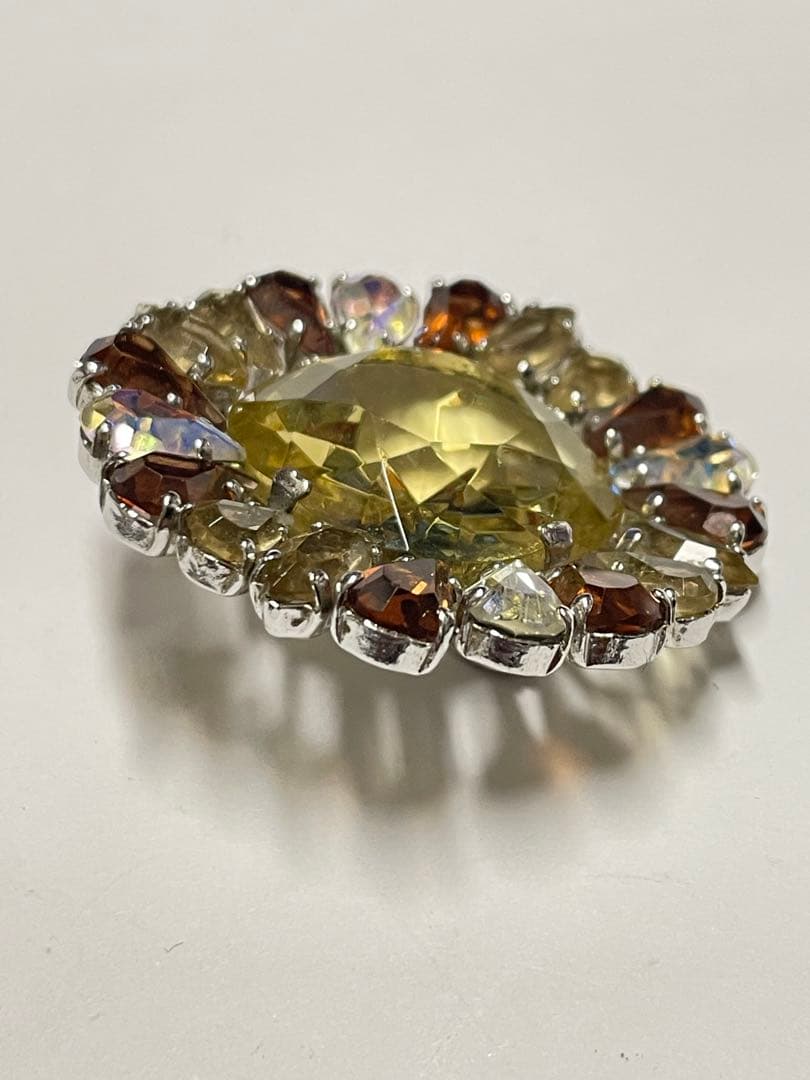 Christian Dior ディオール　ブローチ　❤︎