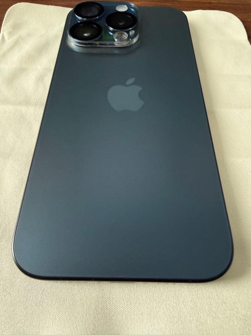 【美品】iPhone15Pro 256GB ブルーチタニウム バッテリー８５%↑