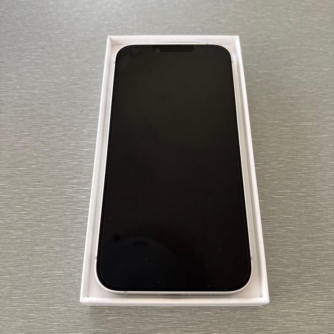 【美品】iPhone16e 128GB ホワイト simフリー