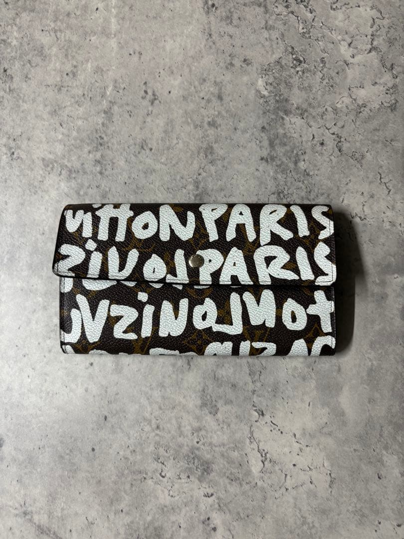 Louis Vuitton グラフィティ長財布