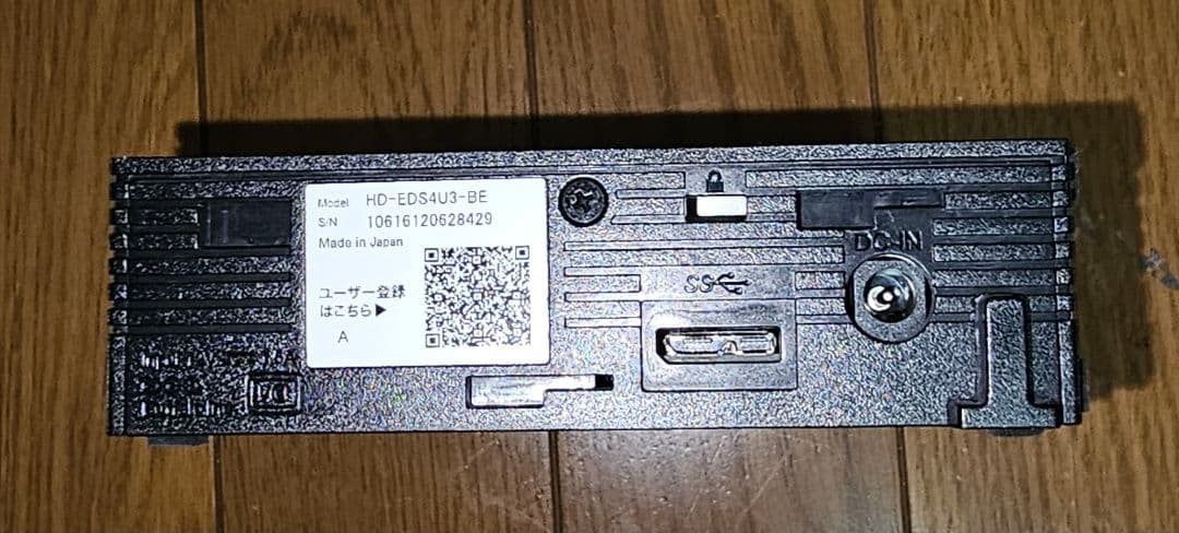 【中古】バッファロー外付けハードディスク4TB ブラック ACアダプター付き